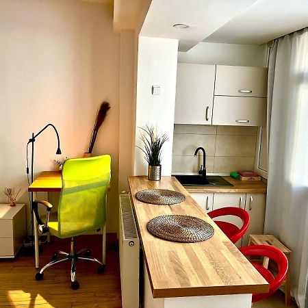 Victoriei Studio Bucharest Luaran gambar