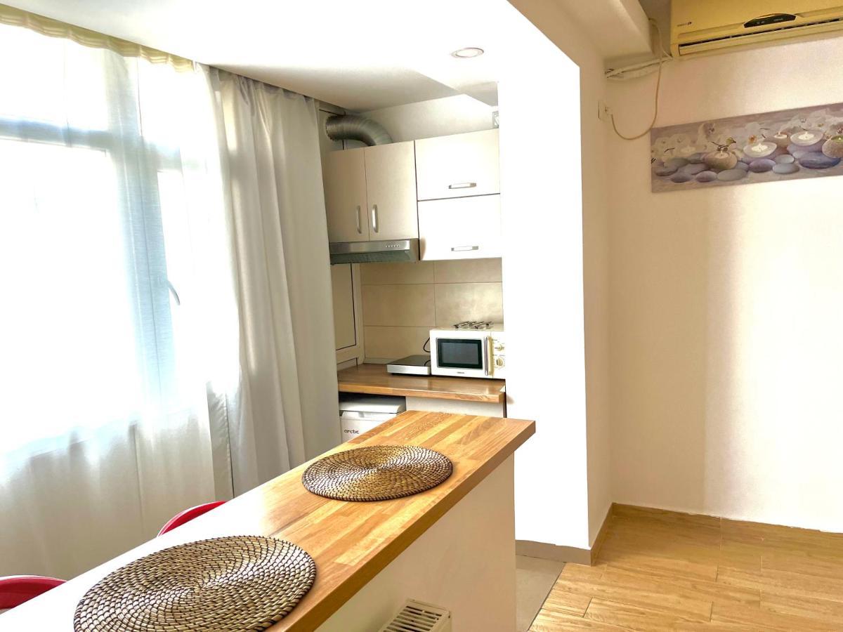 Victoriei Studio Bucharest Luaran gambar